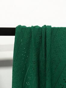 Manfinity Homme 男士度假休闲风，INS上搭配了一款针织黑白几何条纹钩针纹理提花宽松短袖衬衫。纽扣开襟，彰显法式优雅浪漫，是夏威夷海滩度假、音乐节和日常穿着的完美之选。也是送给男朋友或老公的理想礼物。男士条纹短袖单排扣休闲通勤衬衫，男士酷炫衬衫，男士时尚衬衫，男士时尚衬衫 - 綠色 - 查看 7