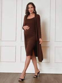 MaterniWear 棕色 2 件孕妇套装：宽松长袖夹克和紧身吊带背心裙