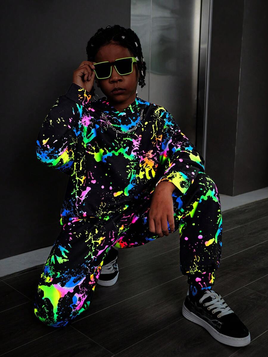 SHEIN Leap Crew 2 件 Tween Boy 荧光效果连帽运动衫和裤子套装，适合秋冬季的休闲街头风格 - 彩色 - 查看 1