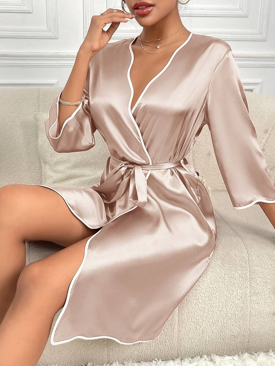 Moireta 女士V领撞色滚边系腰长袍，奢华家居服，秋冬款 - 香檳色 - 查看 1