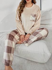 Women's 2 Pieces Teddy Bear Embroidered Top Plaid Pants Flannel Fluffy Pajamas, Fall Winter Clothes