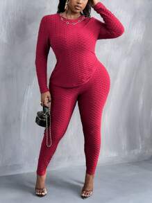 Slaydiva Casual Basic Women's Plus Size Pineapple Grid Texture Knit Slim Fit Sports & Leisure Two-Piece Outfit Set - Burgundy - View 1