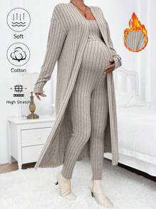 SHEIN 2 Stücke Umstandsmode einfarbiger gerippter Träger-Jumpsuit und lang Arm Strickjacke Outfit, Outfit, minimalistischer Stil