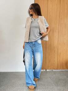 SHEIN EZwear Abrigo sin mangas esponjoso de color liso para damas