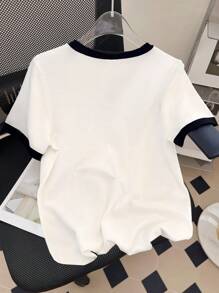 大码女式夏季短袖圆领休闲T恤，带3D花卉装饰图案T恤女式上衣 - 黑與白 - 查看 2