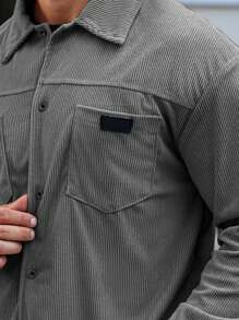 Manfinity Homme 男士贴花双口袋灯芯绒外套 - 深灰色 - 查看 5