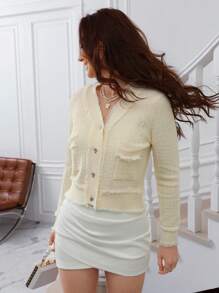 Chiquease 女士纽扣式休闲柔和优雅双口袋甜美设计 V 领长袖开衫 - 米色 - 查看 5