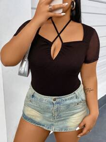 Flirla Camiseta elegante ajustada de talla grande con cuello de halter con cordón cruzado, manga corta y malla
