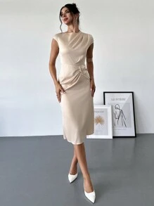 SHEIN Privé 女士杏色褶饰领口和腰部细节紧身中长连衣裙 - 杏色 - 查看 6