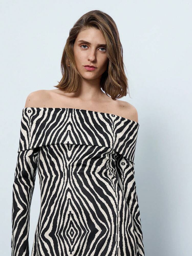 SHEIN Maija Women's Off Shoulder Floral Print Fitted Short Dress For Women Elegant Romantic, Fashion, Versatile; Suitable For Summer Vacation, Comfortable, Bohemian Style, Beach Wear, Swimsuit Cover-Up, Stylish, Elegant, Casual, , Simple Daily Wear, Country Style, Essential, Solid Color, Holiday Casual, Decent, Single Lady, Ideal For Vacation Elegant Fashion Business Casual Woman Going Out Tops Graduation Outfit European Summer Hawaii Outfits Women Summer Dresses For Women Streetwear Women Stockholm Style Teacher Outfits For Women