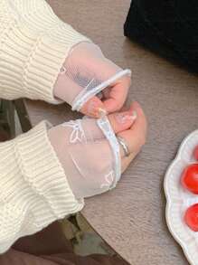 DAZY Kaos Wanita Lengan Panjang Berbahan Jala dengan Motif Pita Warna Polos - Putih - View 3