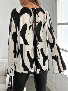 SHEIN Maternity Ripple Print Tie Back Long Sleeve Blouse , And White Blouse