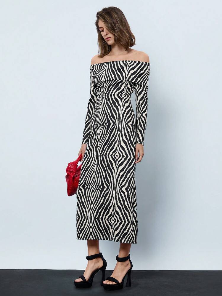 SHEIN Maija Women's Off Shoulder Floral Print Fitted Short Dress For Women Elegant Romantic, Fashion, Versatile; Suitable For Summer Vacation, Comfortable, Bohemian Style, Beach Wear, Swimsuit Cover-Up, Stylish, Elegant, Casual, , Simple Daily Wear, Country Style, Essential, Solid Color, Holiday Casual, Decent, Single Lady, Ideal For Vacation Elegant Fashion Business Casual Woman Going Out Tops Graduation Outfit European Summer Hawaii Outfits Women Summer Dresses For Women Streetwear Women Stockholm Style Teacher Outfits For Women