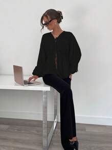 Siren Gaze Áo sơ mi dài tay cổ chữ V xếp ly mới cho nữ, áo sơ mi đen - màu đen - Xem 5