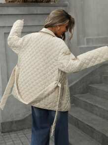 GENKIRA Ins Street Style Fashion Đa năng Cổ bẻ Thiết kế cài hai hàng khuy Thắt lưng rộng Họa tiết hình thoi Áo khoác đệm dài tay dài vừa vặn Quần áo mùa đông - Màu be - Xem 3