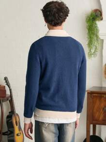 Manfinity VCAY Men V-Neck Letter Printed Long Sleeve Pullover Sweater