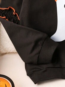 Moletom feminino com estampa de Halloween + calça jeans rasgada bordada
