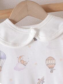 SHEIN Bộ đồ liền thân dài tay 2 món cho bé trai, thường ngày, phù hợp với mọi phong cách, họa tiết động vật và khinh khí cầu dễ thương, có kèm yếm gấu đáng yêu, thu/đông - trắng - Xem 4