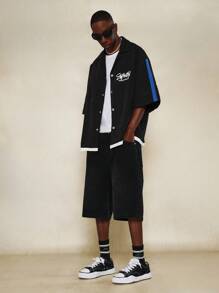 SUMWON Boxy Fit Revere Collar Shirt With Contrast Sleeve Print And Small Graphic Print - Black - View 4