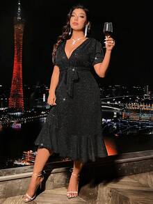 Plus Size V-Neck Short Sleeve Dress With Ruffled Hem