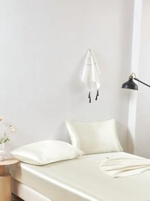 2 件套米色丝滑缎面纯色枕套，柔软枕套，信封封口，适用于卧室，防皱，更适合头发皮肤睡眠，无填充枕头套，适用于卧室，床上用品超柔软透气，无填充物，可机洗 - 米色 - 查看 2