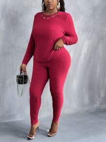 Slaydiva Casual Basic Women's Plus Size Pineapple Grid Texture Knit Slim Fit Sports & Leisure Two-Piece Outfit Set - Burgundy - View 7