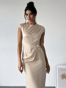 SHEIN Privé 女士杏色褶饰领口和腰部细节紧身中长连衣裙 - 杏色 - 查看 2