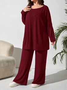 EMERY ROSE Plus Size Women's Solid Color Batwing Sleeve Top And Pants Casual 2 Pieces Set, Spring Summer - Burgundy - View 1