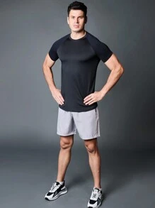 Manfinity Sport Corelite Camiseta Esportiva de Manga Curta com Gola Careca, Estilo Namorado, Cor Sólida, Simples, para Verão - Preto - Visão 4