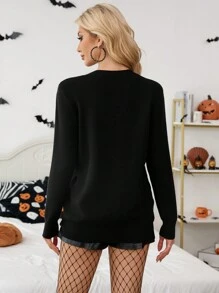 SHEIN Essnce Nuevos trajes de Halloween de estilo oscuro para mujeres en otoño e invierno 2024, que incluyen: Cárdigan con calavera de rosa, vestido de bruja/vampiro, disfraz de diablo, ropa personalizada de Halloween para mujeres - Negro - Ver 2