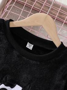 Tween Girl Cow Print Pajamas Set - Includes Cow Pattern Long Sleeve Top And Cow Pattern Long Pants - Pink - View 5