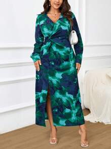 SHEIN Frenchy Vestido con estampado floral simple y efecto cruzado en el frente, escote en V y aberturas, talla grande, estilo Bridgerton - Verde - Ver 1