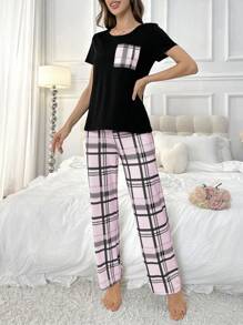 Conjunto de pijama con top de manga corta de cuello redondo y pantalones largos a cuadros con nudo en la cintura para mujer