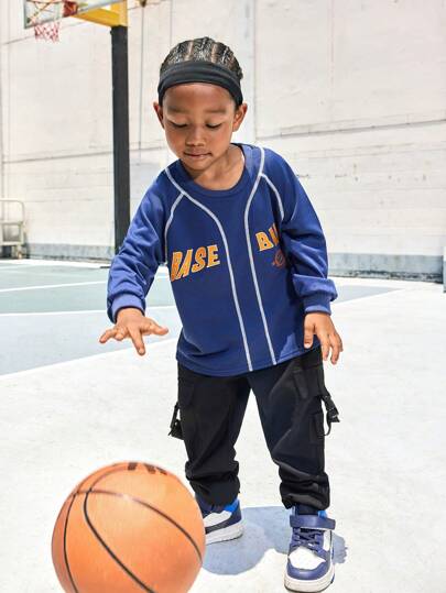 SHEIN 年轻男孩时尚运动滑板棒球篮球复古字母印花休闲圆领运动衫