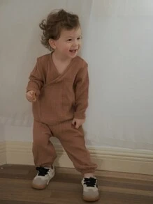 SHEIN 2pcs Baby Unisex Solid Color Cotton Soft Casual Outfit - Button Down Cardigan Long Sleeve Top With Drawstring Pocket Pants - Brown - View 11