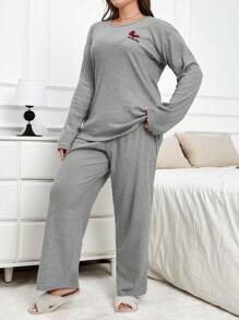 RueChic 100% Cotton 2pcs Plus Butterfly Embroidery Detail PJ Set - Grey - View 4