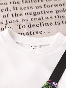 3 Stücke/Set Baby Jungen Streetwear Outfit mit Buchstaben Graffiti Muster Jogginghose, weißem Rundhals Sweatshirt und bedrucktem Rucksack, passend für Herbst und alle Jahreszeiten sowie Fotoshootings