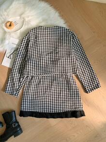 SHEIN Privé 大码女式前扣长袖仿珍珠口袋衬衫和纯色拼布裙套装 - 黑與白 - 查看 2