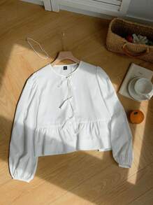 SHEIN EZwear Áo cánh tay đèn lồng màu trắng cỡ lớn cho nữ mùa xuân và mùa hè có dây buộc phía trước và viền xếp nếp - trắng - Xem 2