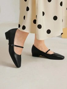 MOTF PREMIUM 女士舒适百搭粗跟平底鞋，适合圣诞节、女巫秋日、新年假期、情人节 - 黑色 - 查看 3