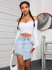 SHEIN PETITE Women's Button Waistband Pocket Fashionable Streetwear Versatile Denim Skirt ,Petite Women - Light Wash - View 5