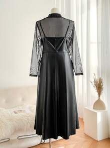 SHEIN Frenchy 大码派对优雅透明立领修身 T 恤和 PU 吊带裙套装