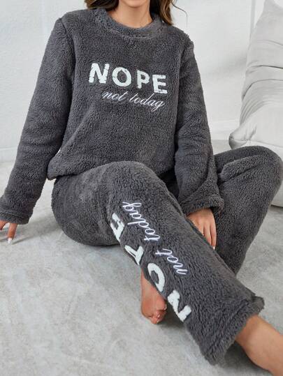 2 pièces/set Ensemble de pyjama moelleux avec monogramme double face épais pour femmes, vêtements d'automne et d'hiver