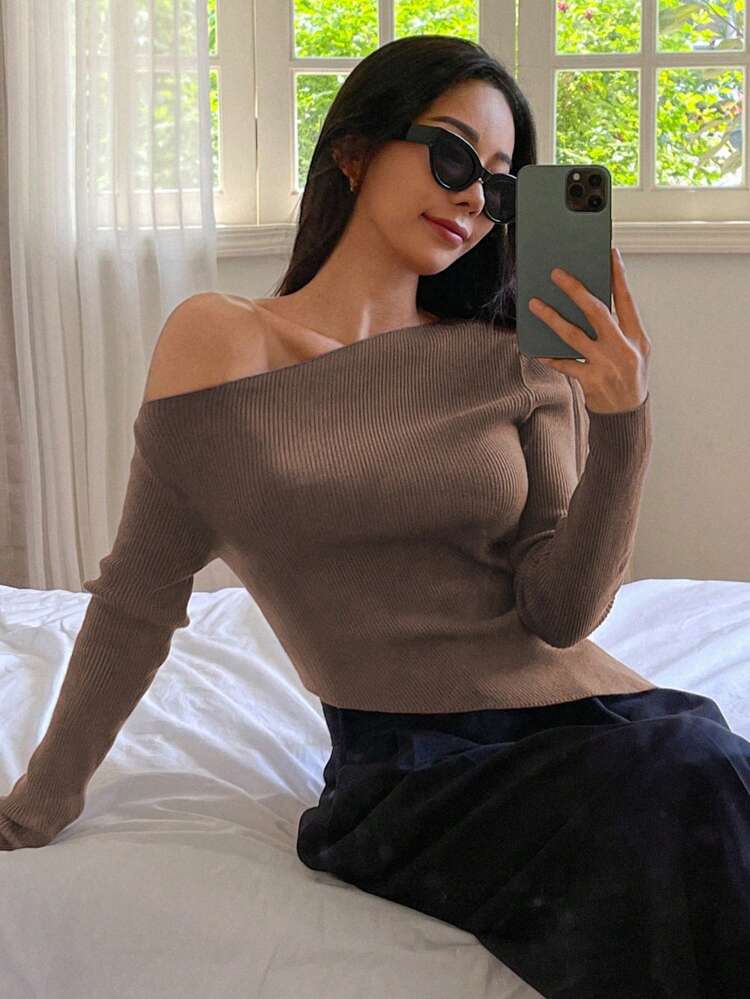 Women's Solid Slim Fit Asymmetric Shoulder Sweater,Long Sleeve Tops,Back To School Clothes,Fall Women Clothes