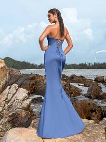 Elisanya 优雅的露肩高腰晚礼服，带有褶饰紧身胸衣 - 不对称高开衩，装饰艺术串珠，适合现代艺术盛会和超现实主义晚会 - 霧霾藍 - 查看 2