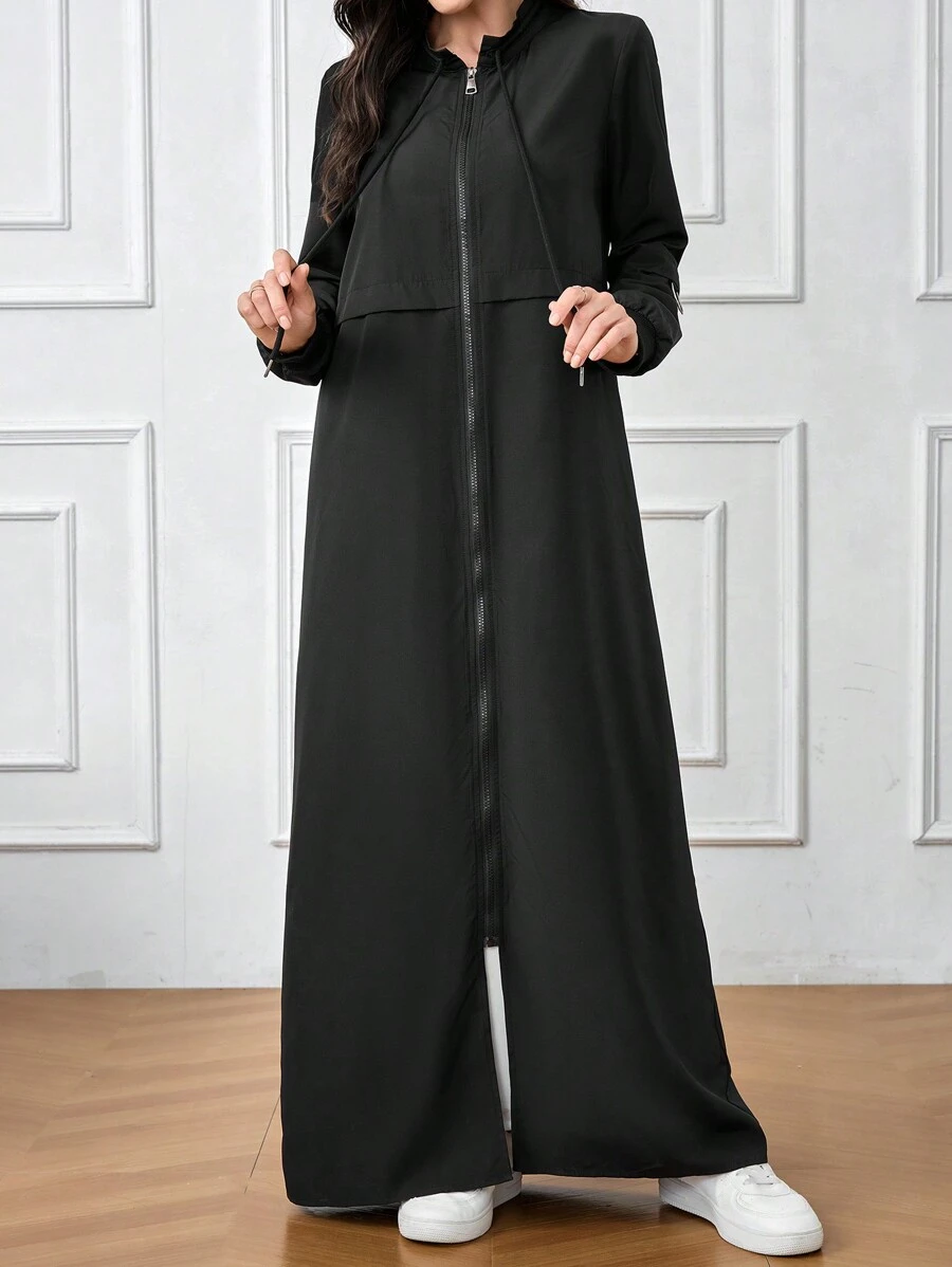 Al Najma 女士时尚端庄优雅迷人长袖拉链长袍 Abaya，休闲运动立领前拉链闭合长袍，适合日常休闲/工作/返校 - 黑色 - 查看 1