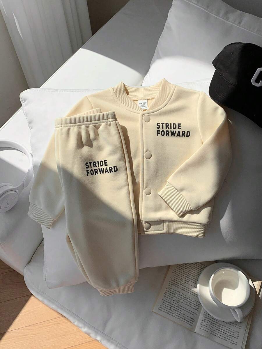 SHEIN 2 件套男婴休闲圆领夹克和印花宽松长裤套装，保暖内衬，杏色 - 杏色 - 查看 1