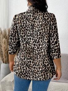 SHEIN LUNE 大码翻领半袖豹纹褶皱袖商务正装夹克 - 彩色 - 查看 2