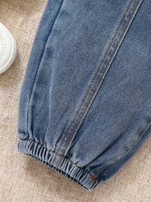 Cozy Pixies Young Boy Design 前扣口袋蓝色牛仔慢跑裤 - 中等水洗藍 - 查看 7