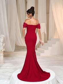 Faeriesty Elegant Off-Shoulder Long Wedding Dress With Ruffle Short Sleeves, Made Of Slightly Stretchy Knit Fabric, Suitable For Formal Parties - Red - View 3